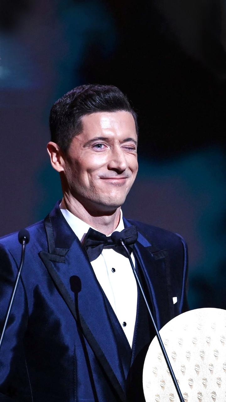 爱游戏官方入口-包含里昂逆转比利时，莱万惊艳世界的词条