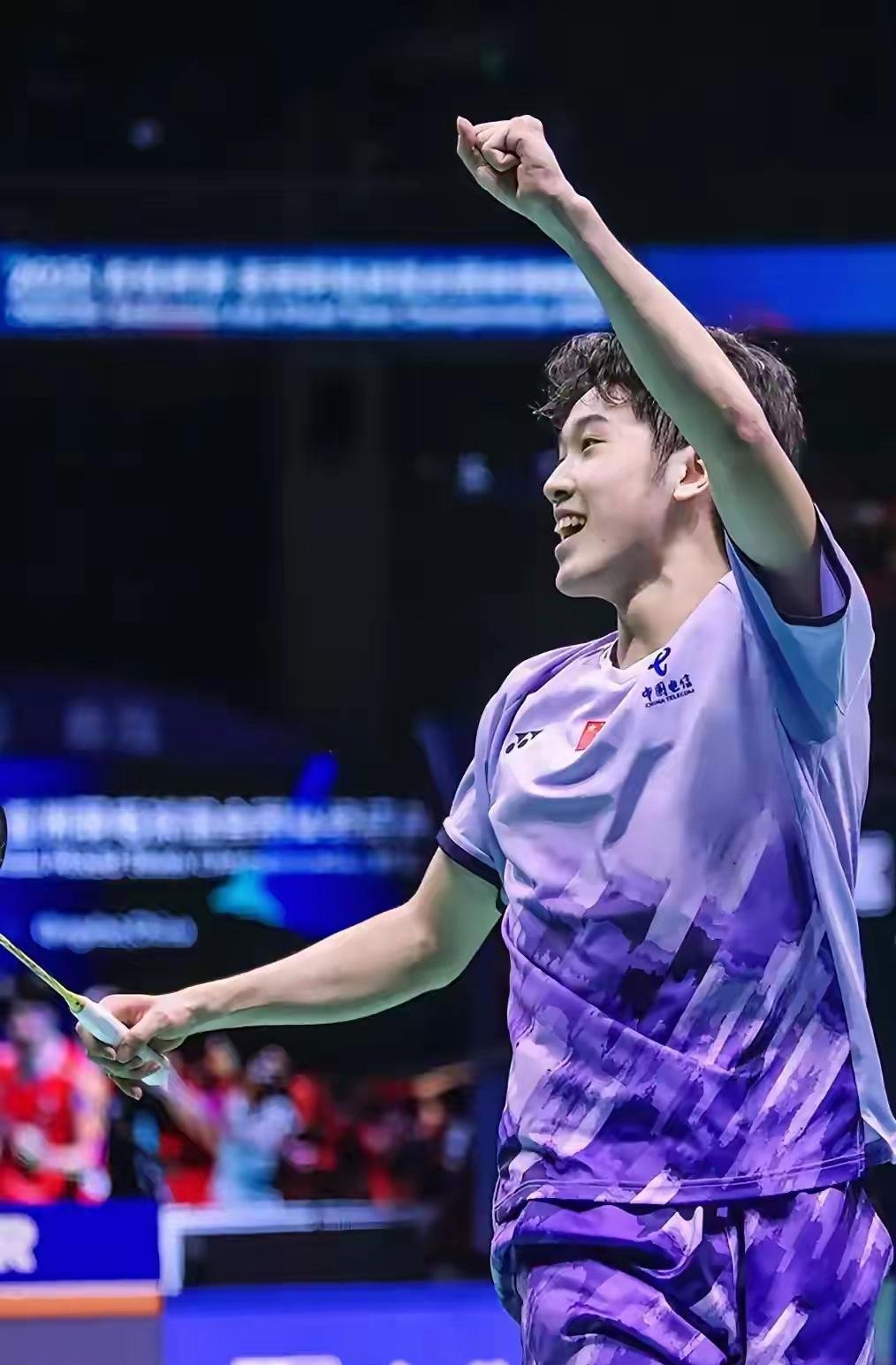 爱游戏在线-球队在比赛中顽强拼搏，不甘示弱的姿态备受肯定的简单介绍