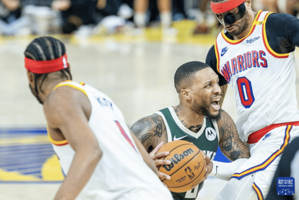 关于开拓者队员遭遇雄鹿绝杀,遗憾失利的信息 关于开拓者队员遭遇雄鹿绝杀,遗憾失利的信息