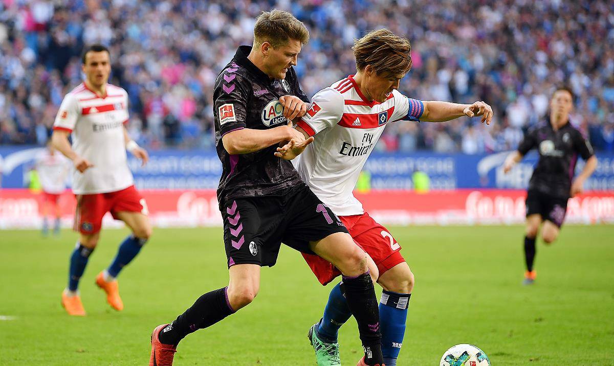 AYX体育赛事-包含凯泽斯劳滕迎战弗赖堡，争夺3分进军前三的词条