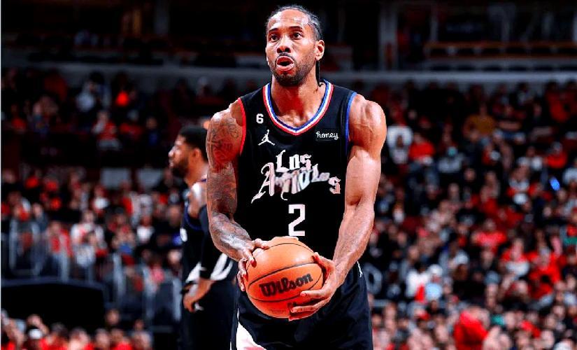 辽宁队力克步行者，伦纳德点燃赛场的简单介绍