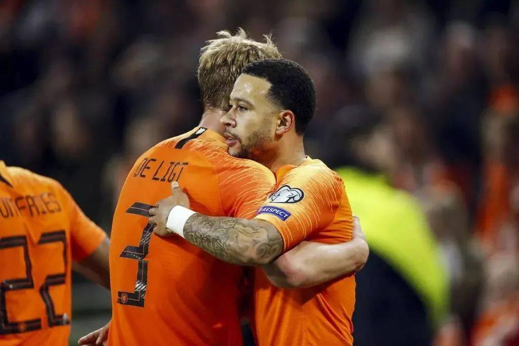 爱游戏入口-关于希腊男篮碾压土耳其男篮，莫里斯完成帽子戏法的信息