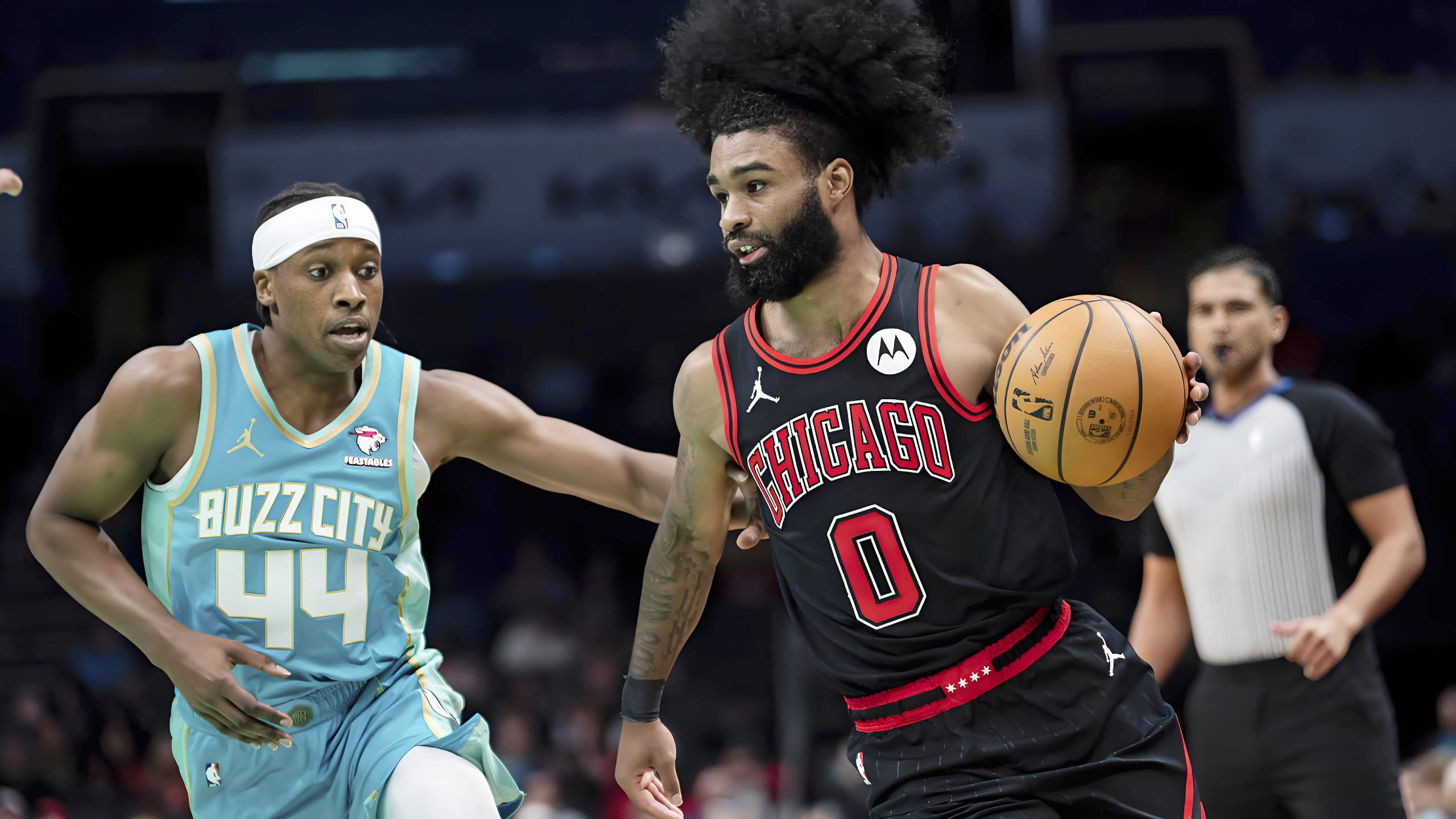 关于爵士横扫湖人，武切维奇高光表现的信息