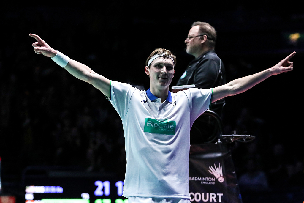 AYX体育赛事-日本队完胜丹麦队，安赛龙统治全场