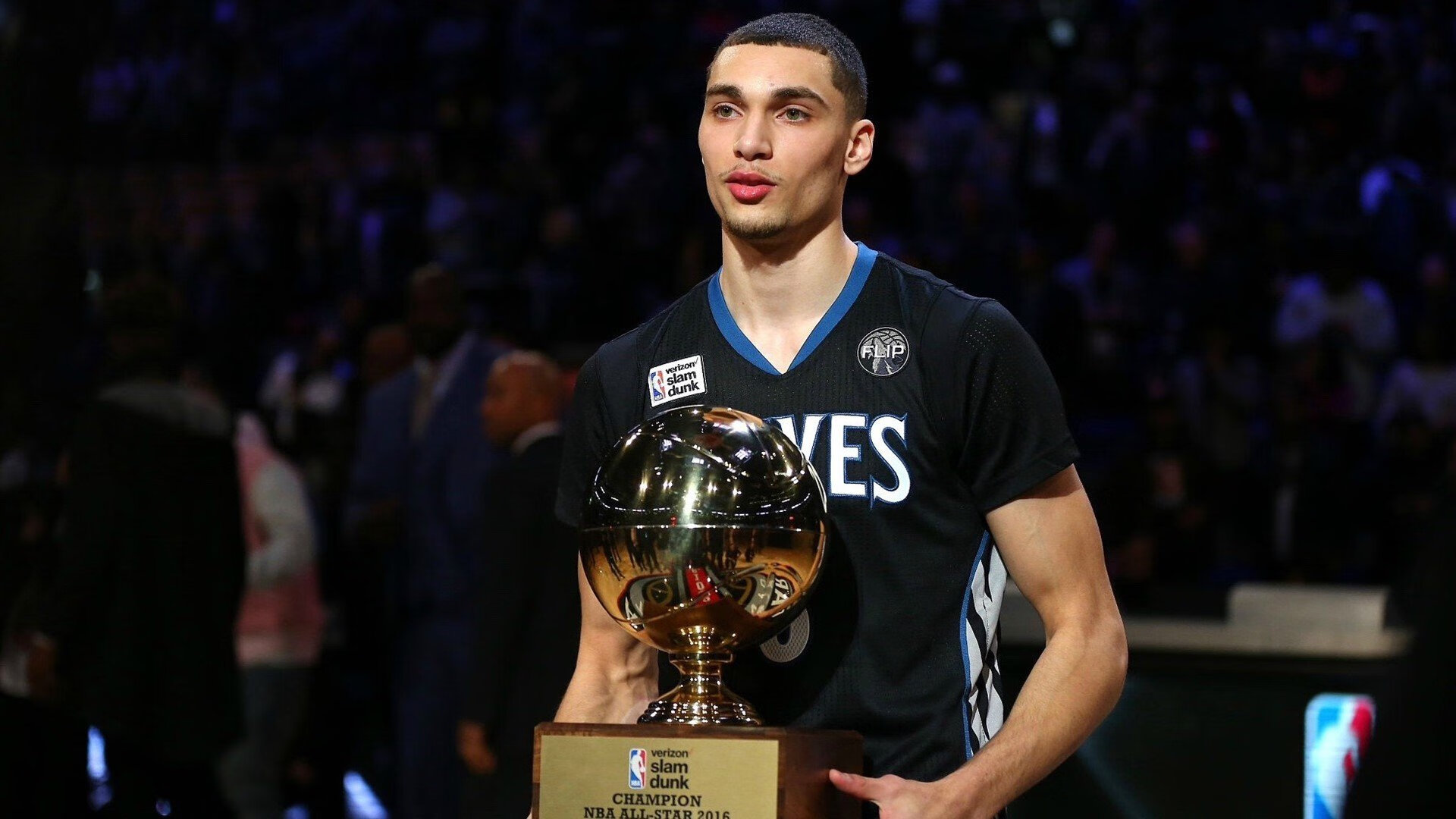 AYXapp下载-孤胆与铁壁，当詹姆斯扛起全队，北京队如何封锁森林狼