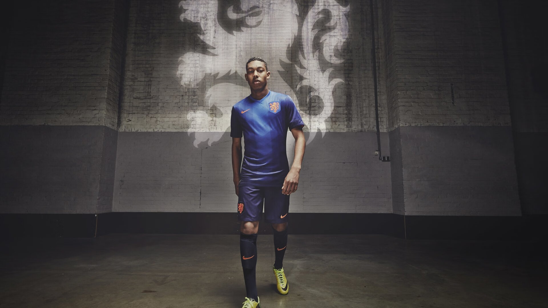 童话再现，丹麦队横扫德国队，马琳关键制胜改写欧洲羽坛格局