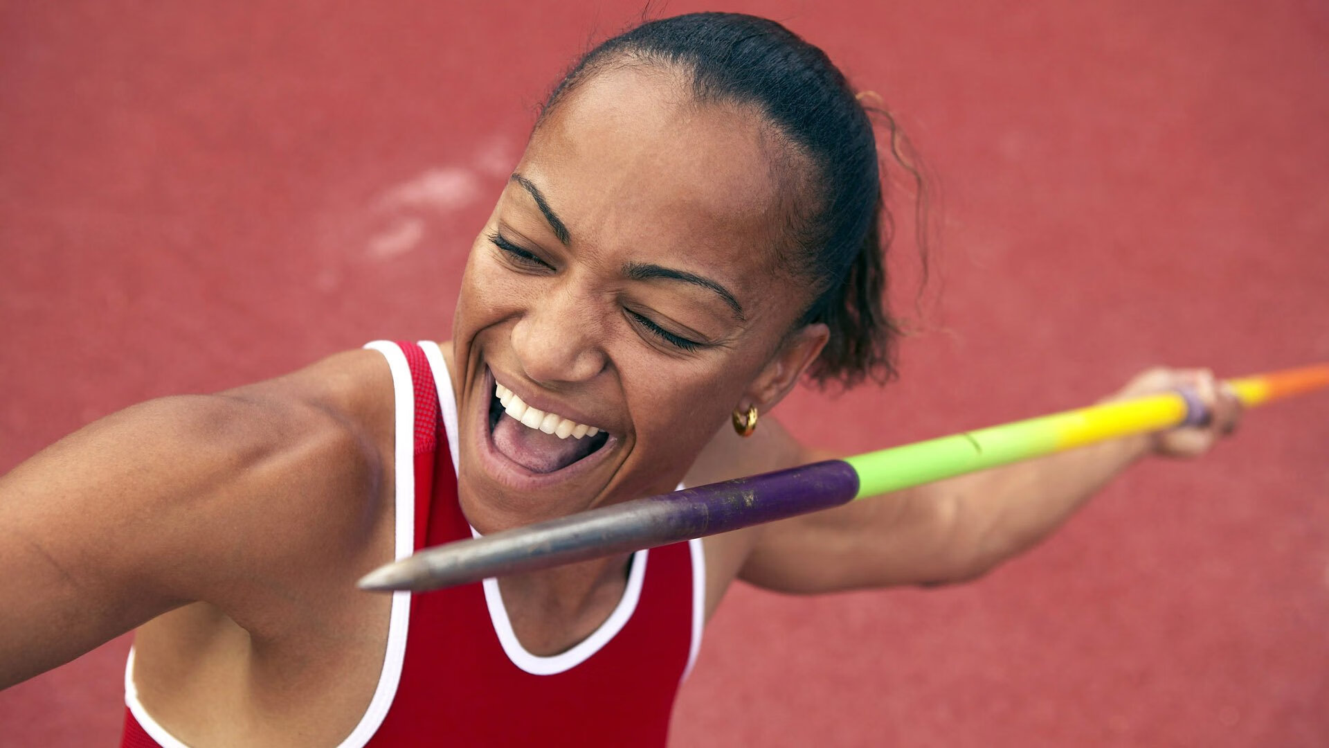 孤星与冰川，戈麦斯扛起智利，在挪威的极夜中碾出黎明